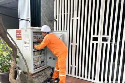 Hóa đơn tiền điện - nỗi lo mùa nắng nóng