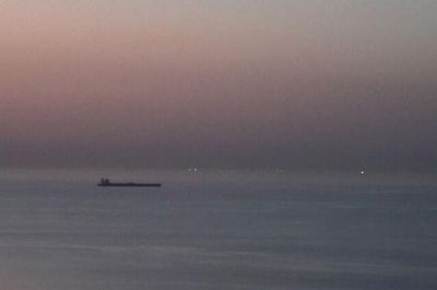 Oman và Iran lần đầu họp bàn về quản lý eo biển Hormuz