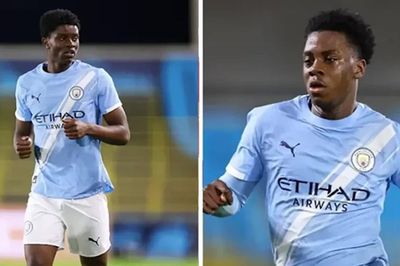 Manchester United lên kế hoạch chiêu mộ bộ đôi thần đồng từ Manchester City
