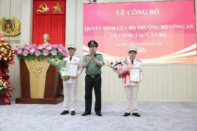 Công bố các Quyết định của Bộ trưởng Bộ Công an về công tác cán bộ