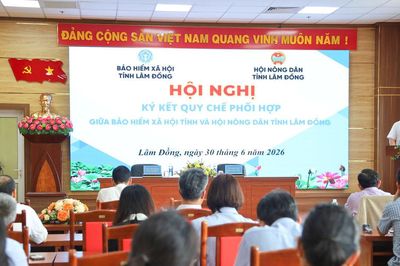 BHXH Lâm Đồng và Hội Nông dân ký kết phối hợp giai đoạn 2026 - 2030