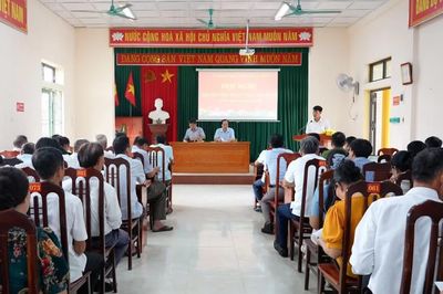 Đối thoại, xử lý dứt điểm các vụ việc ngay từ cơ sở