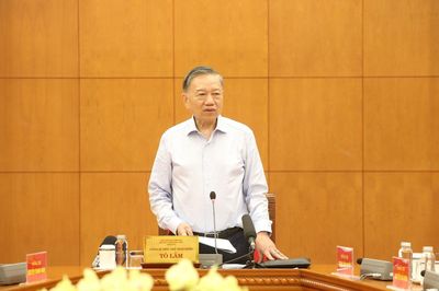 Chuyển từ ứng phó thiên tai sang quản trị rủi ro thiên tai