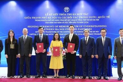 Hà Nội và Grab Việt Nam hợp tác phát triển đô thị thông minh, chuyển đổi số