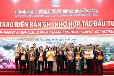 Lai Châu trao quyết định đầu tư 19 dự án với tổng vốn hơn 27.700 tỷ đồng