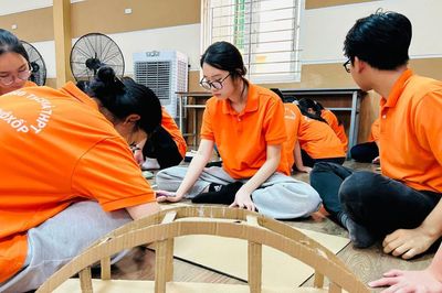 Vì sao ngày càng nhiều phụ huynh chủ động chọn trường tư?