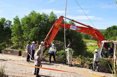 Quảng Ngãi bảo vệ thi công, đẩy nhanh tiến độ dự án đường 3.500 tỷ đồng