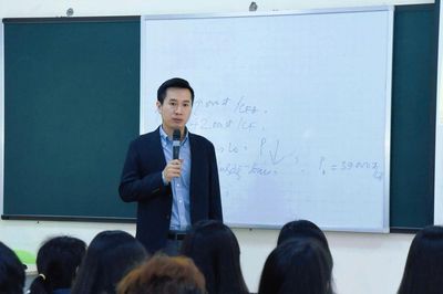Từ ngày 1/7, giảng viên đồng cơ hữu trong trường đại học công lập phải có trình độ tiến sĩ