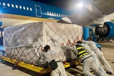 Thêm một chuyến bay chở 46,8 tấn hàng hỗ trợ Venezuela