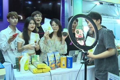 Phạt nặng hành vi gian dối trên livestream