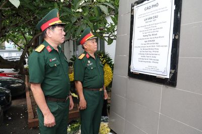 Lễ viếng Anh hùng Lực lượng vũ trang nhân dân La Văn Cầu