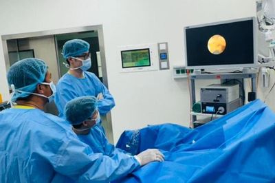 Mải đi dạy bỏ tái khám, nữ giáo viên 29 tuổi đối mặt nguy cơ cắt bỏ một quả thận