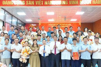 Xã Hòa Xá kiện toàn tổ chức chi bộ thôn sau sắp xếp