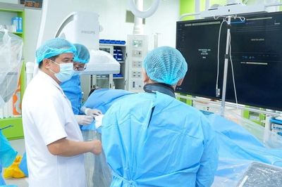 Bệnh viện Bạch Mai cơ sở Ninh Bình cứu sống người bệnh nhồi máu cơ tim bất ngờ
