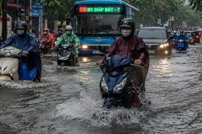 Hà Nội lên phương án ứng phó kịch bản 141 điểm ngập do mưa cực đoan