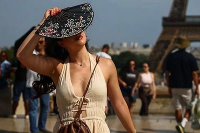 Người Việt giữa 'lò lửa' châu Âu: Có điều hòa mừng như trúng số