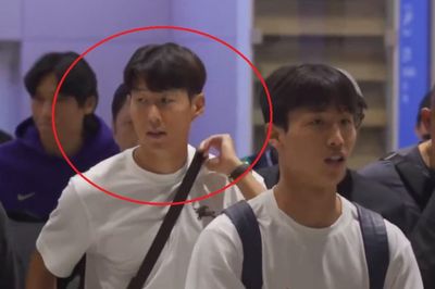 Cảnh trái ngược khi Son Heung-min trở về Hàn Quốc