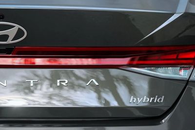 Hyundai có thể 'học hỏi' Toyota bán xe hybrid