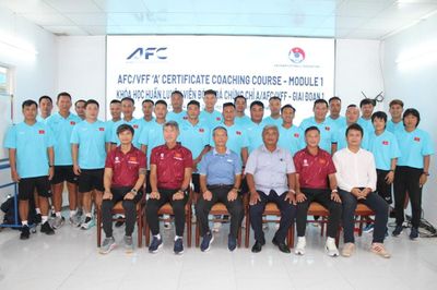 Khai mạc khóa học Huấn luyện viên chứng chỉ 'A' AFC/VFF giai đoạn 1