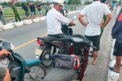 Thanh niên bán vé số nghĩ quẩn