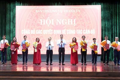 Thành ủy Đà Nẵng công bố các quyết định về công tác cán bộ, điều động nhiều vị trí chủ chốt