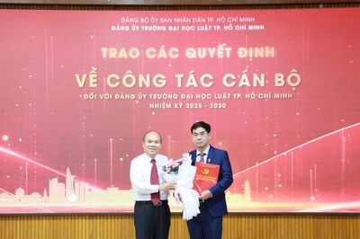 TS Lê Trường Sơn giữ chức Bí thư Đảng ủy Trường Đại học Luật TPHCM