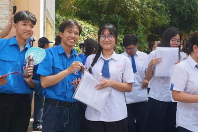 Cần Thơ có mặt tại 3 'tốp 10' điểm trung bình và điểm 10 Kỳ thi tốt nghiệp THPT