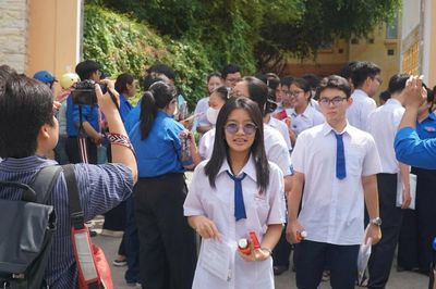 Cần Thơ có 90 điểm 10 tốt nghiệp THPT, hai thí sinh cùng đạt 37,5 điểm