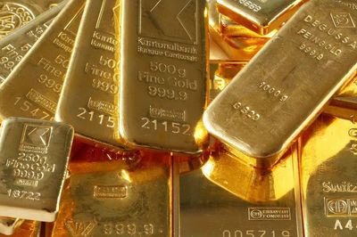 Giá vàng thế giới giảm mạnh nhất trong 13 năm