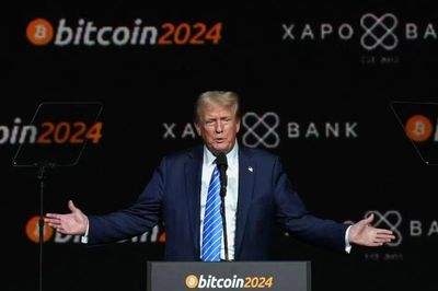 Gia đình Tổng thống Mỹ Trump có thu nhập 1,4 tỷ USD từ các dự án tiền mã hóa
