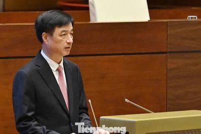 Trưởng Ban Tổ chức Trung ương: Nghiên cứu mô hình đơn vị hành chính đô thị đặc biệt mang tính hạt nhân ở cấp xã