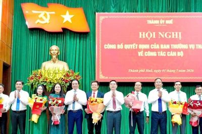 Huế điều động, bổ nhiệm loạt cán bộ