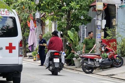 Nghi án chồng sát hại vợ tại nhà rồi đến công an đầu thú