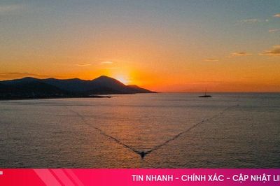 Hoàng hôn trên biển Hà Tĩnh