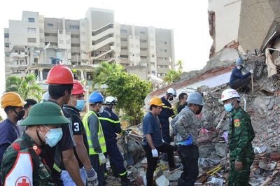 Đưa 11 nạn nhân khỏi đống đổ nát, chiến sỹ Việt Nam điều trị cho 26 người dân ở khu động đất Venezuela