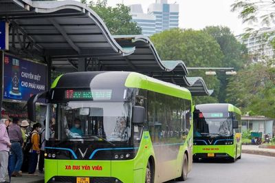 Hà Nội điều chỉnh 4 tuyến buýt phục vụ thí điểm vùng phát thải thấp
