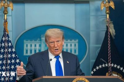 Tổng thống Donald Trump giành lợi thế trong tranh chấp thực thi luật nhập cư