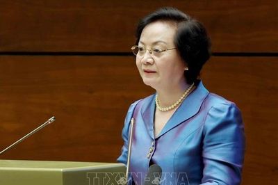 Tiếp tục đổi mới phương thức quản trị, nâng cao hiệu quả hoạt động của chính quyền các cấp