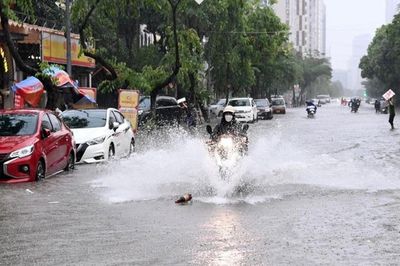 Dự báo thời tiết 1/7: Bắc Bộ mưa to xối xả, cảnh báo lũ quét và sạt lở đất