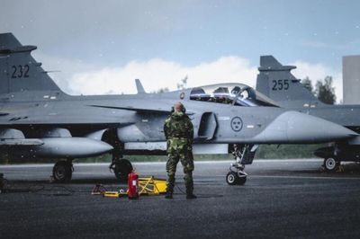 Ukraine ký thỏa thuận mua 16 tiêm kích Gripen, châu Âu trả tiền