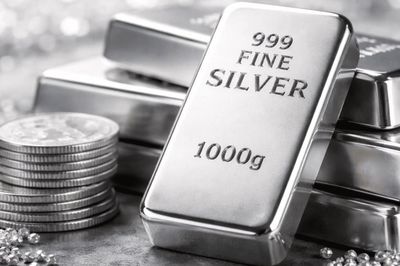 Giá bạc hôm nay (1/7): Bạc miếng, bạc thỏi đảo chiều tăng mạnh