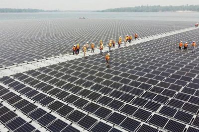 Các doanh nghiệp Trung Quốc ồ ạt tháo chạy, bán tháo tài sản tại Mỹ