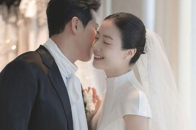 Cựu thành viên nhóm nhạc T-ara tung ảnh cưới đẹp mãn nhãn
