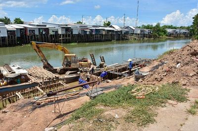 Chủ động ứng phó sạt lở