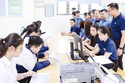 Bắc Ninh: Đội ngũ cán bộ, công chức, viên chức nỗ lực vượt khó