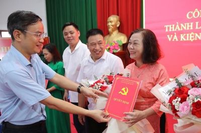 Bắc Ninh: Xã Tây Yên Tử công bố các nghị quyết, quyết định về sắp xếp, tổ chức lại thôn