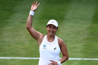 Địa chấn tại Wimbledon 2026: Janice Tjen quật ngã hạt giống số 22 trong ngày lịch sử của tennis Đông Nam Á