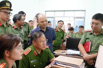 Thứ trưởng Nguyễn Văn Long làm việc với Công an tỉnh Gia Lai về công tác phòng, chống ma túy