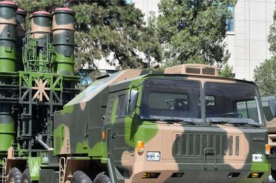 Serbia sở hữu hệ thống phòng không HQ-9 và bước tiến mới của oanh tạc cơ B-2 Mỹ