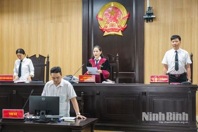 Xét xử nhóm đối tượng lừa đảo bán thực phẩm chức năng chiếm đoạt tài sản